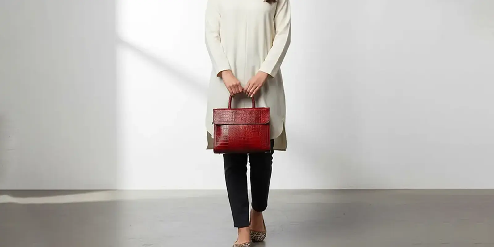 طراحی شیک و مناسب محیط کاری