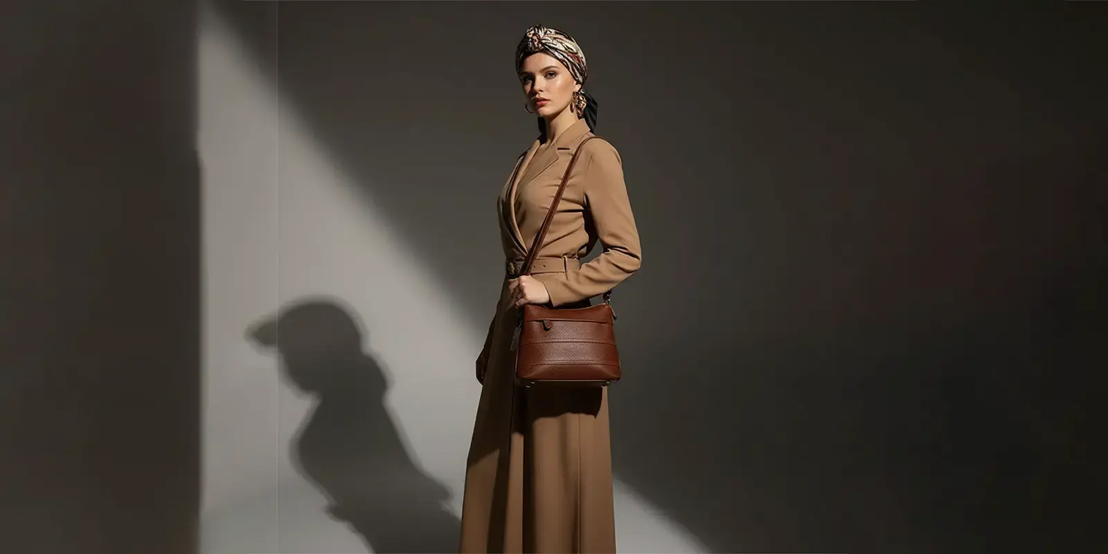 کیف مجلسی زنانه طرح افرا چرم طبیعی